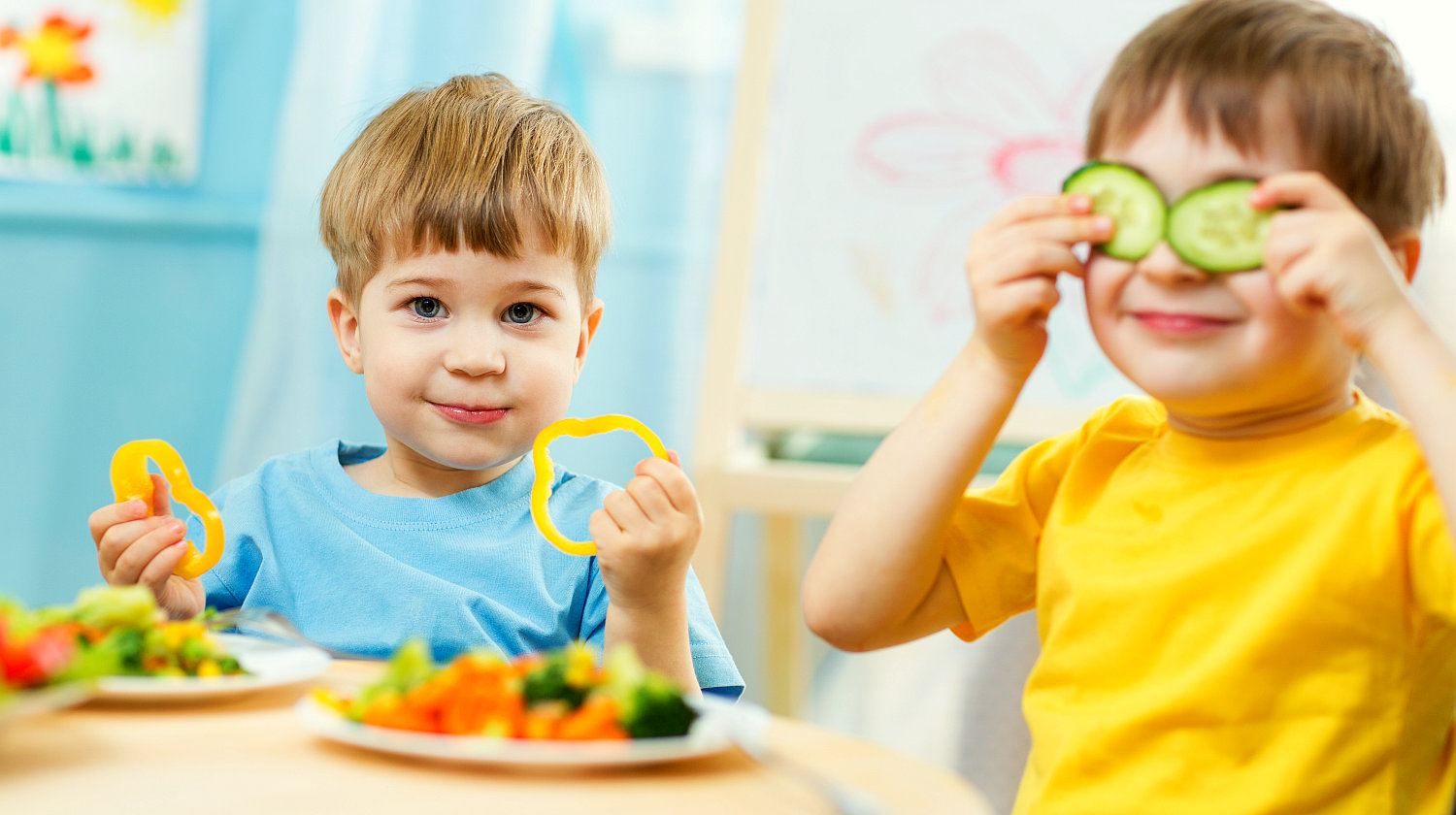 Feature | Kids eating healthy food in kindergarten | How To Trick Your Kids Into Eating Healthy